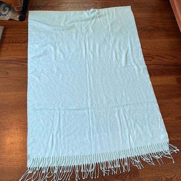 Light blue large shawl/wrap with fringe hem - Picture 6 of 6